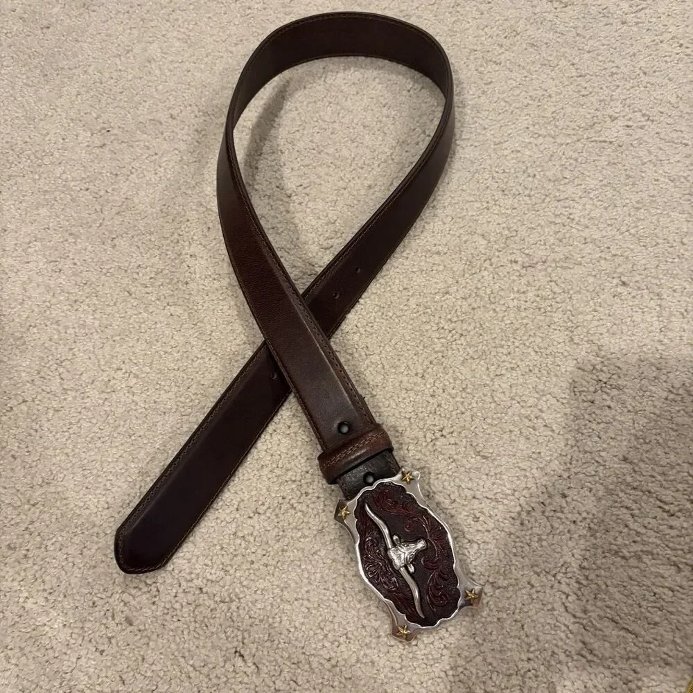NWOT Genuine Leather Men’s Belt With Long Horn Buckle Size 34 Brown